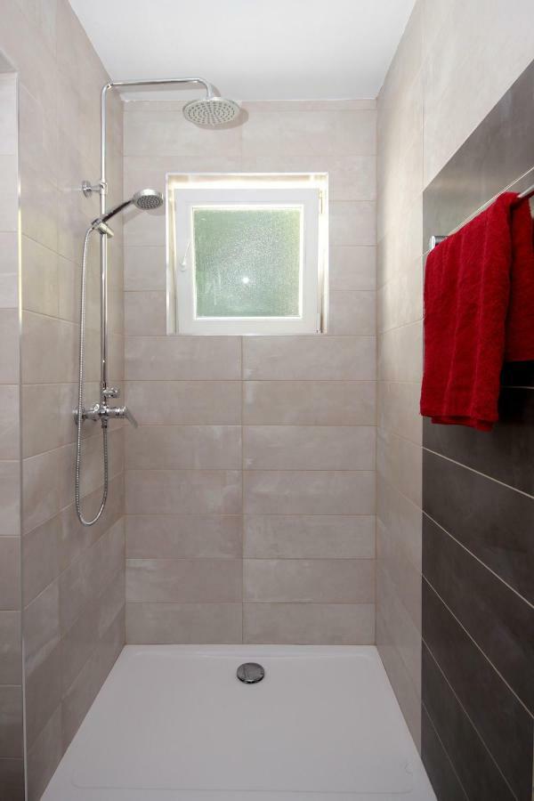 Apartments Natasa Pula Ngoại thất bức ảnh