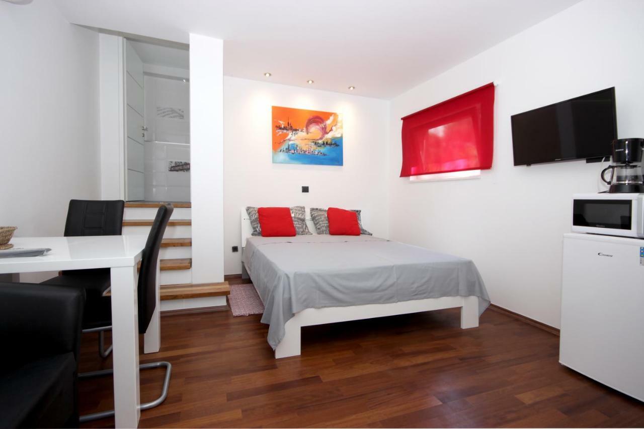 Apartments Natasa Pula Ngoại thất bức ảnh
